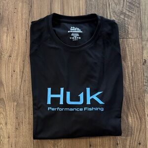 Huk Pursuit Black and Blue Performance Fishing Short Sleeve Shirt